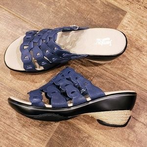Jambu Romance Wedge Sandal, Navy, Size 9.5, NEW